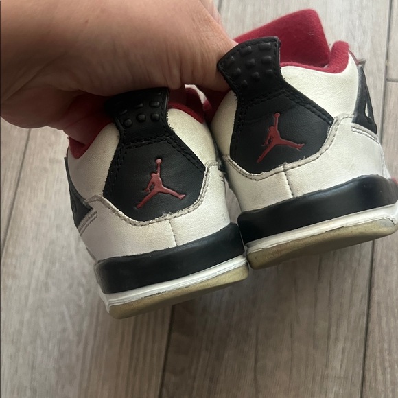 Jordan Toddler Sneakers - Picture 3 of 7
